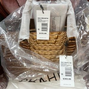 What a beauty Brahmin bag and matching wallet